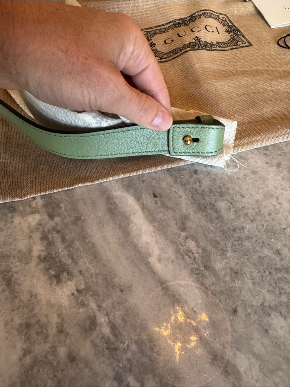 Gucci Blondie Green Leather Shoulder Bag with oversized Gold GG - Picture 9 of 16